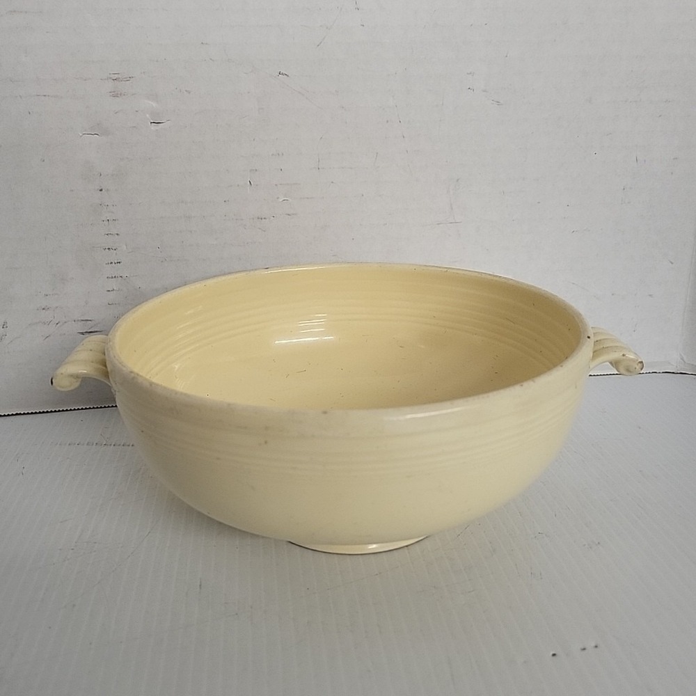 VINTAGE IVORY  FIESTA   CASSEROLE NO LId  -FIESTAWARE-‎
